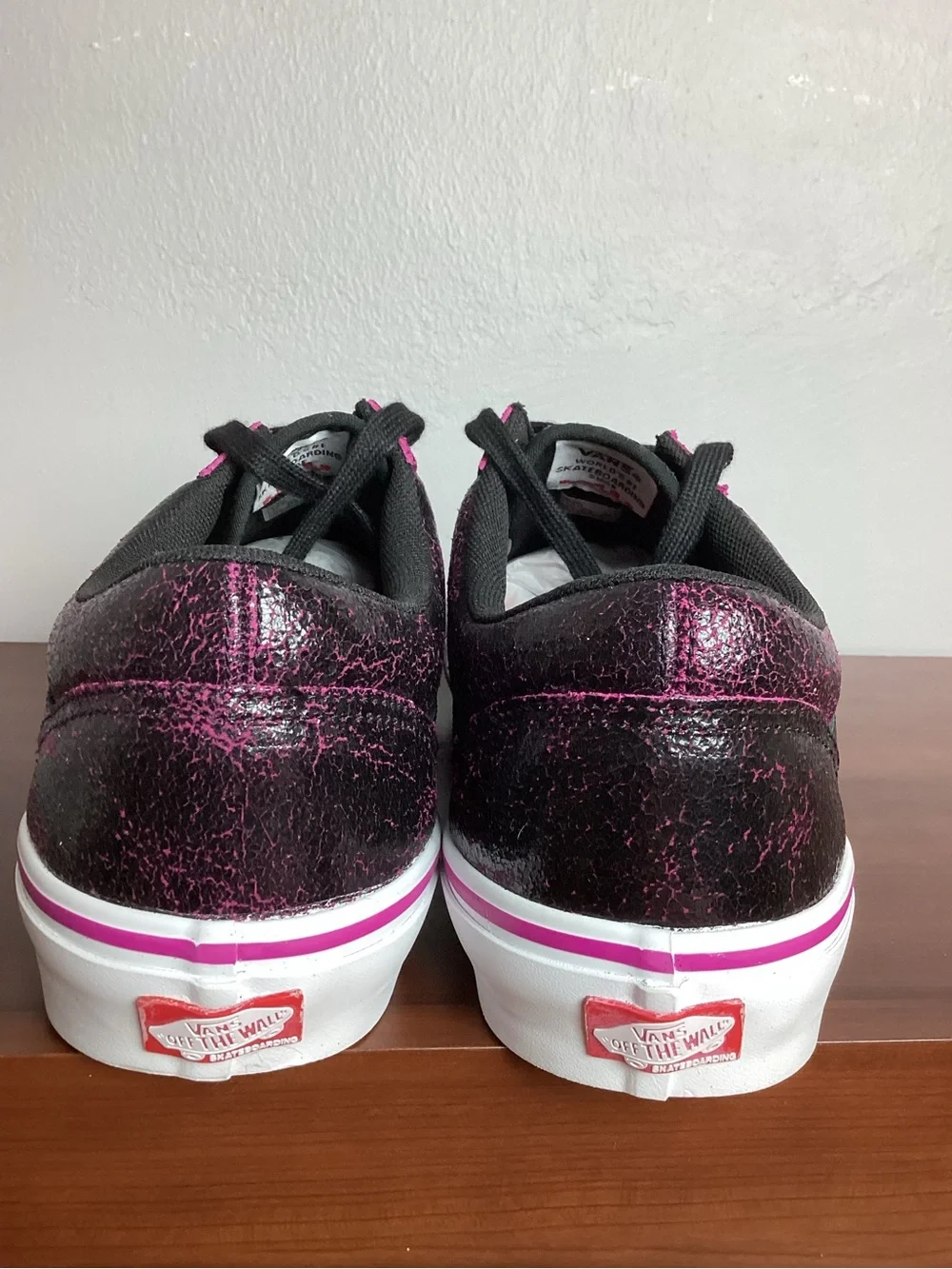 Vans Men’s Old Skool Sneakers in Black & Magenta Crackle Size 13
